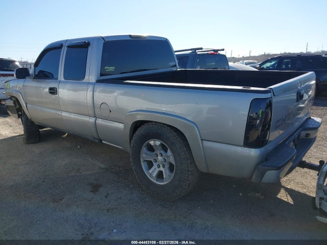 CHEVROLET SILVERADO 1500 - 3