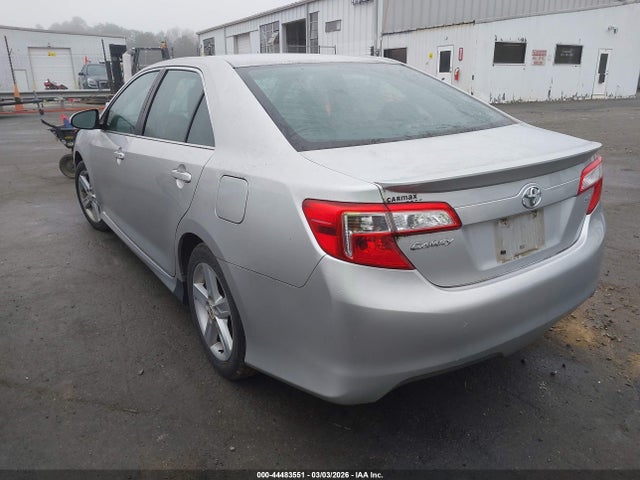 صورة 3 لـ 2012 Toyota CAMRY SE
