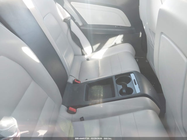 MERCEDES-BENZ E-CLASS - 8