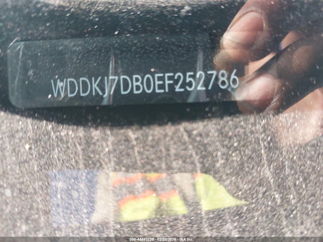 MERCEDES-BENZ E-CLASS - 9