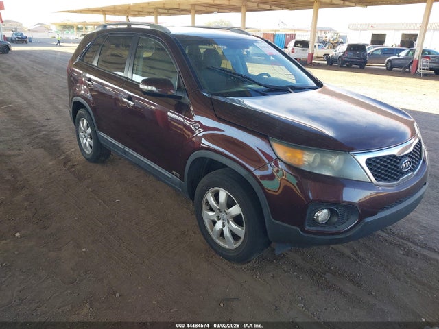 2013 KIA SORENTO LX