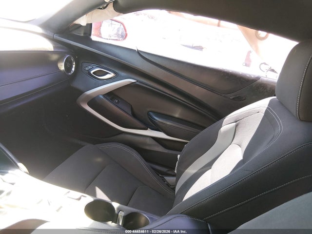 CHEVROLET CAMARO RWD 1LT - 5