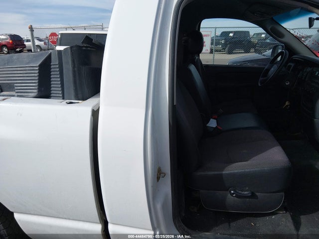 DODGE RAM 1500 ST - 8