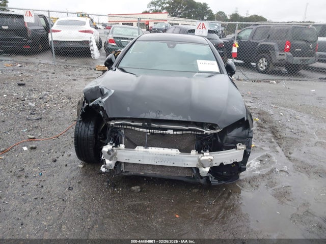 MERCEDES-BENZ E-CLASS - 6