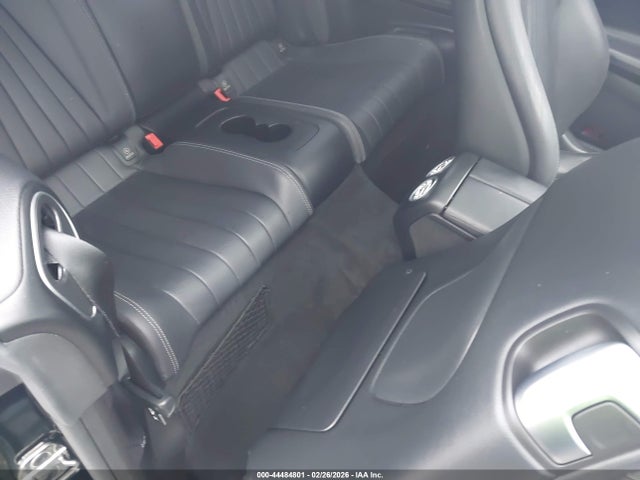 MERCEDES-BENZ E-CLASS - 8