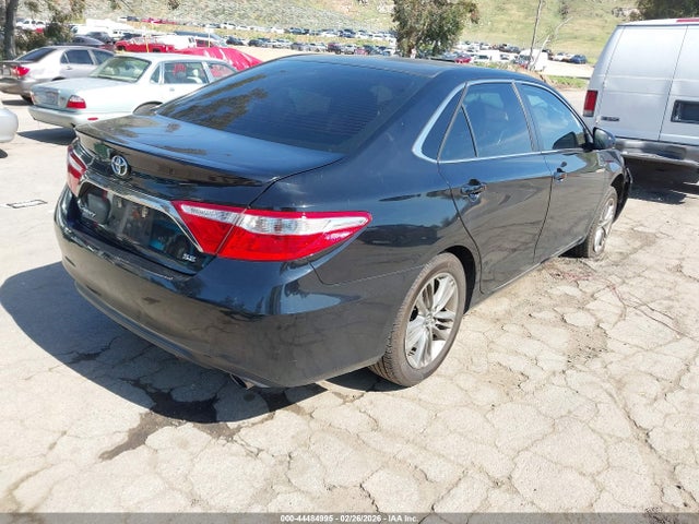TOYOTA CAMRY - 4