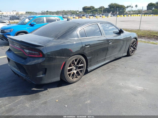 2020 Dodge CHARGER SCAT PACK RWD — фото 4