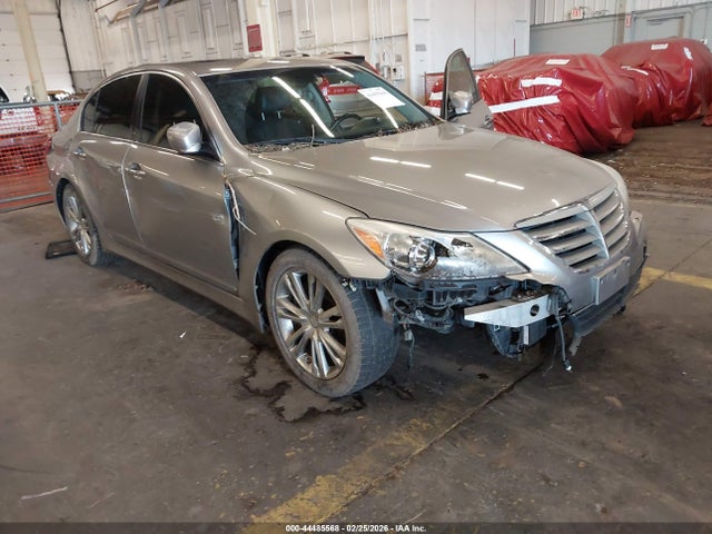 HYUNDAI GENESIS 3.8 - 6