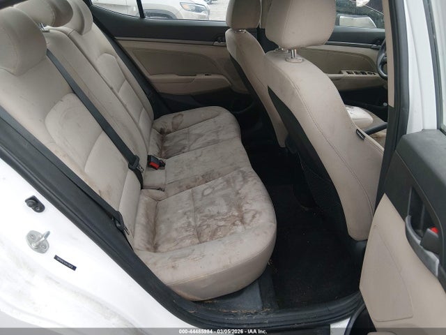 HYUNDAI ELANTRA VALUE EDITION - 8