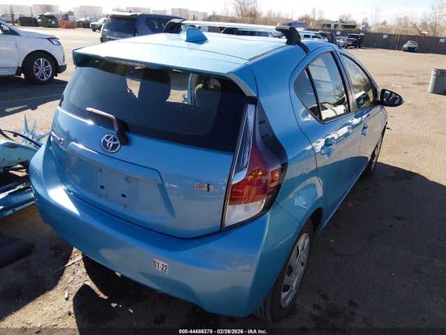 TOYOTA PRIUS C - 4