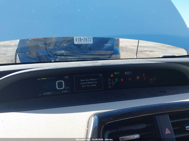 2016 Toyota PRIUS FOUR — фото 7