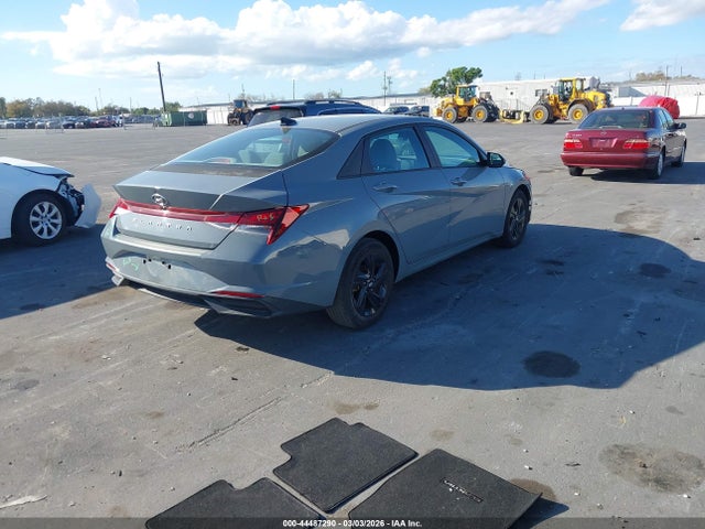 HYUNDAI ELANTRA SEL - 4
