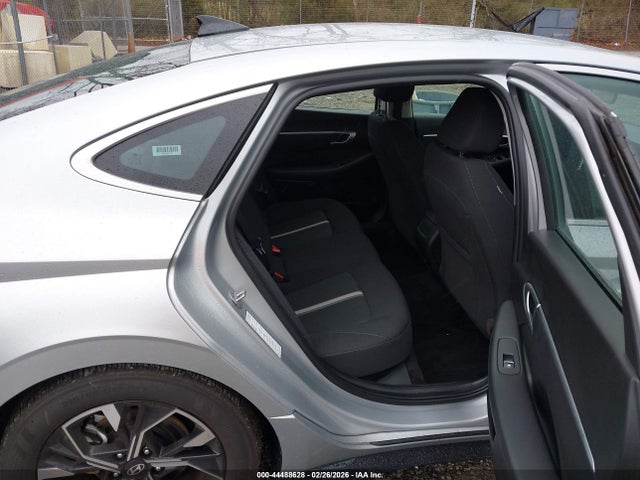 HYUNDAI SONATA SEL - 8