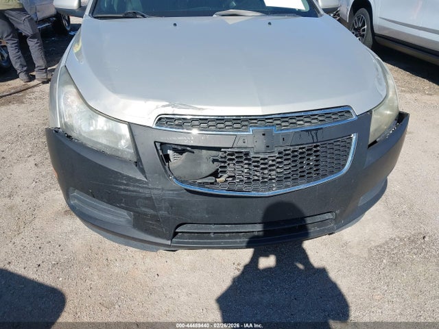 CHEVROLET CRUZE 2LT - 6