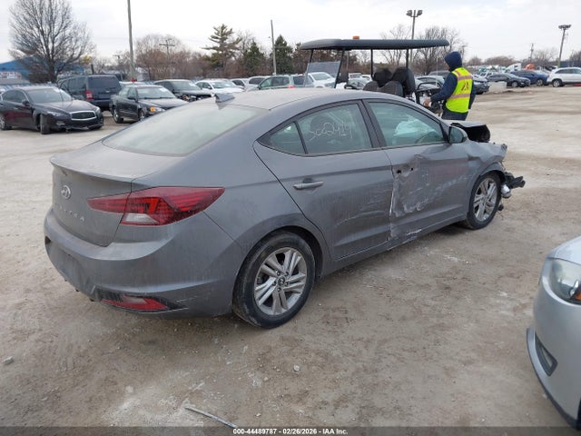 HYUNDAI ELANTRA SEL - 4