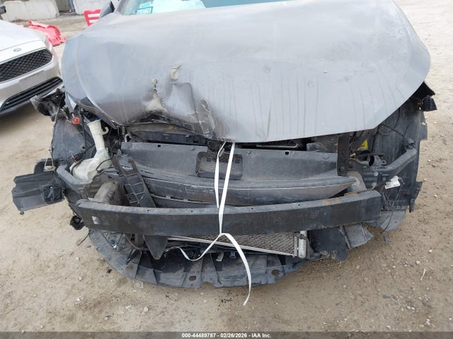 HYUNDAI ELANTRA SEL - 6