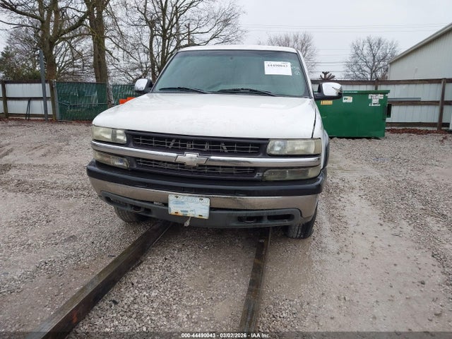 CHEVROLET SILVERADO 1500 LS - 6