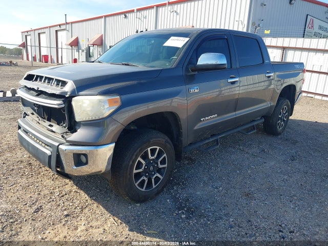 TOYOTA TUNDRA - 2