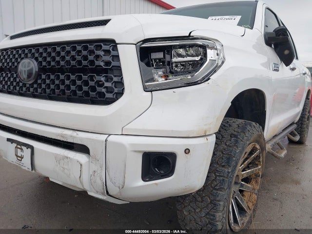 TOYOTA TUNDRA - 6
