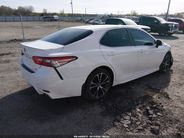 TOYOTA CAMRY - 4