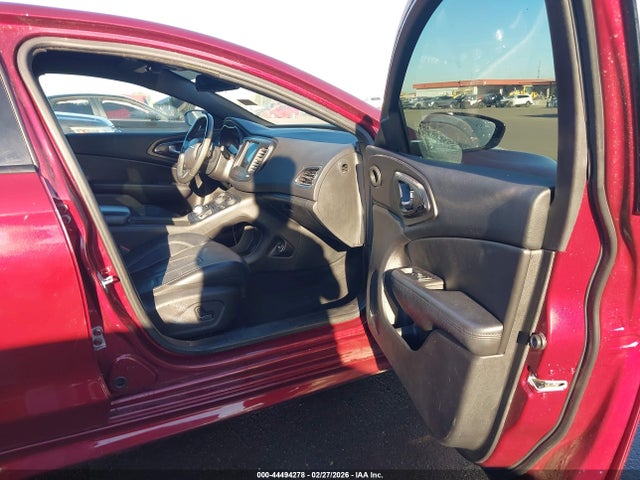 صورة مصغرة 5 لـ 2016 Chrysler 200 S