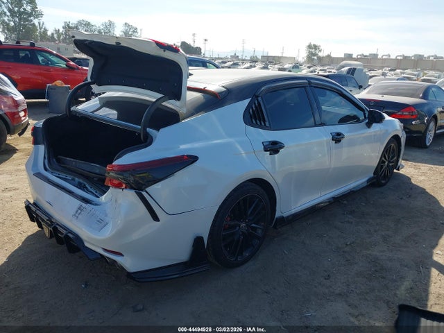 TOYOTA CAMRY - 4