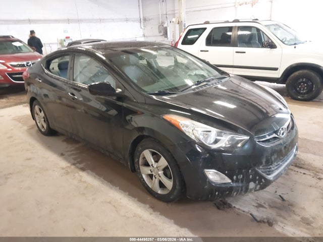 HYUNDAI ELANTRA GLS - 1