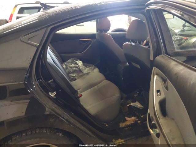 HYUNDAI ELANTRA GLS - 8