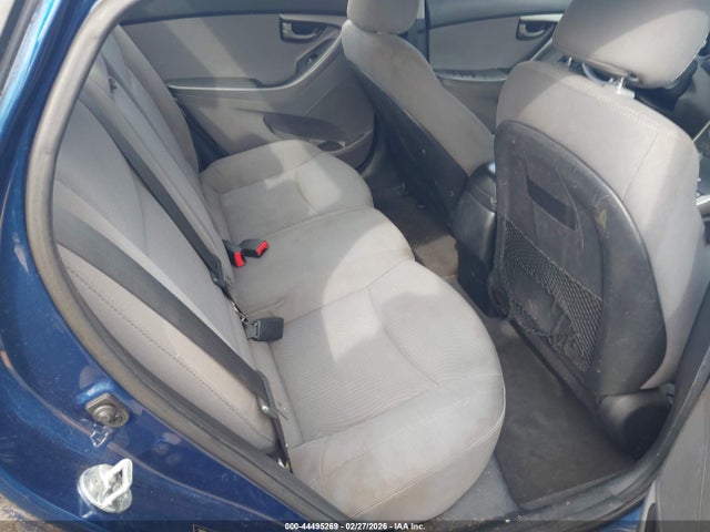 HYUNDAI ELANTRA SE - 8