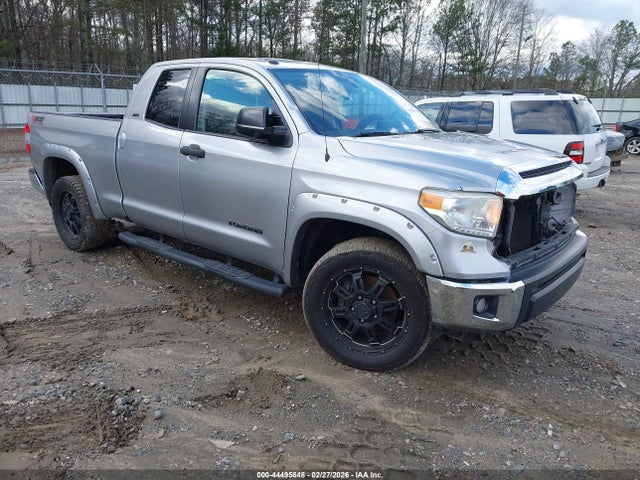 TOYOTA TUNDRA - 1