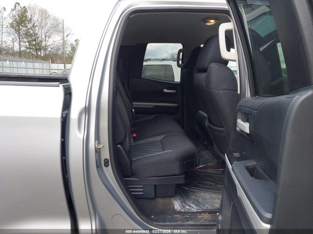 TOYOTA TUNDRA - 8