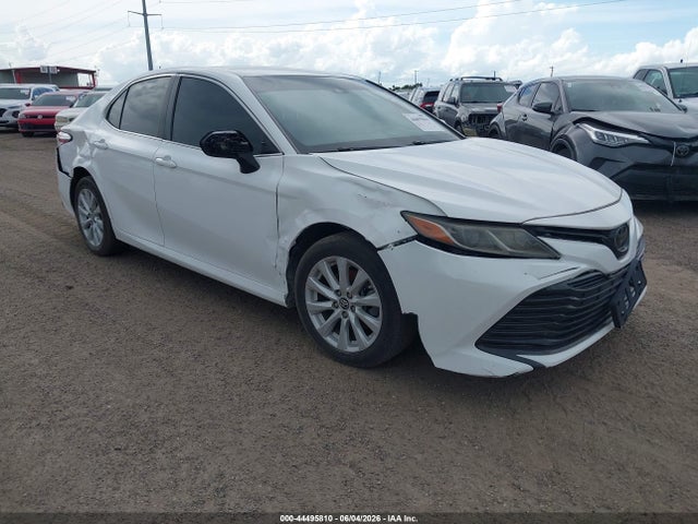 2018 TOYOTA CAMRY LE