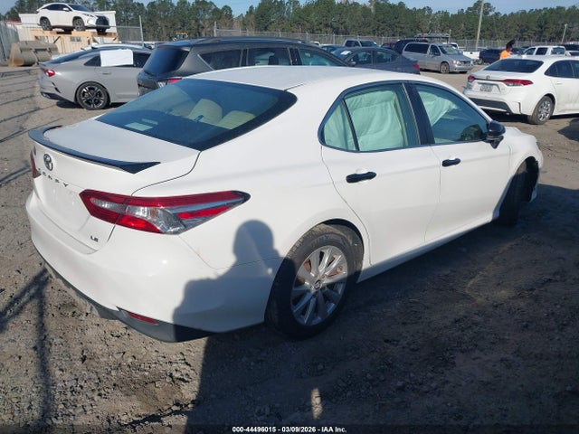 TOYOTA CAMRY - 4