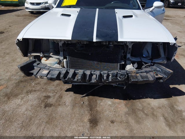 DODGE CHALLENGER SXT PLUS - 6