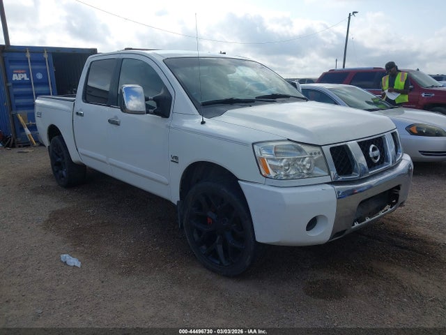 2004 NISSAN TITAN LE