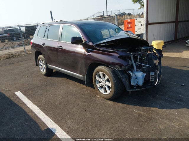 2013 TOYOTA HIGHLANDE 