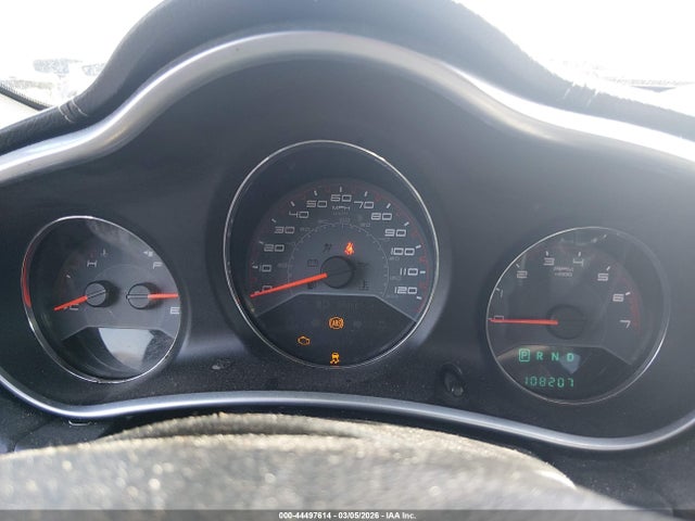 DODGE AVENGER SE - 7