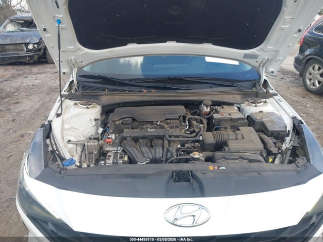 HYUNDAI ELANTRA SEL - 10