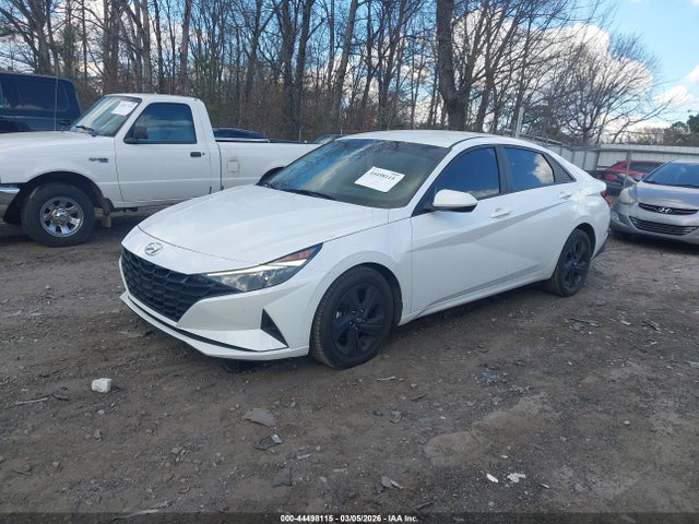 HYUNDAI ELANTRA SEL - 2