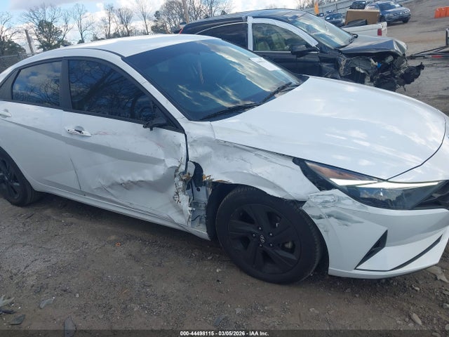 HYUNDAI ELANTRA SEL - 6