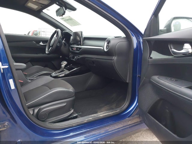 KIA FORTE GT-LINE - 5