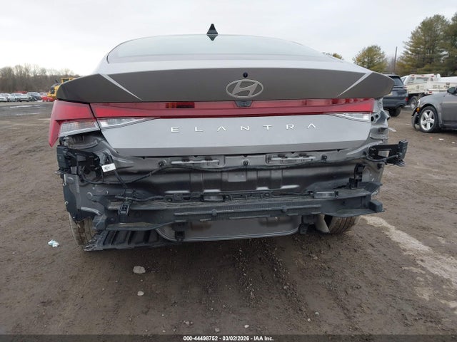 HYUNDAI ELANTRA SEL - 6