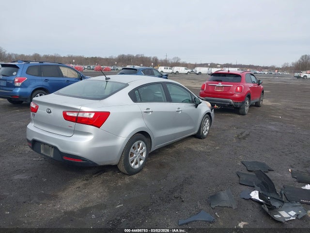 KIA RIO LX - 4