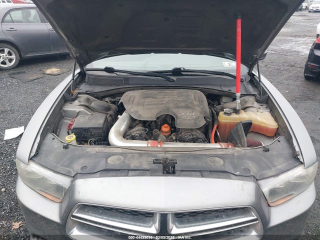 DODGE CHARGER SE - 10