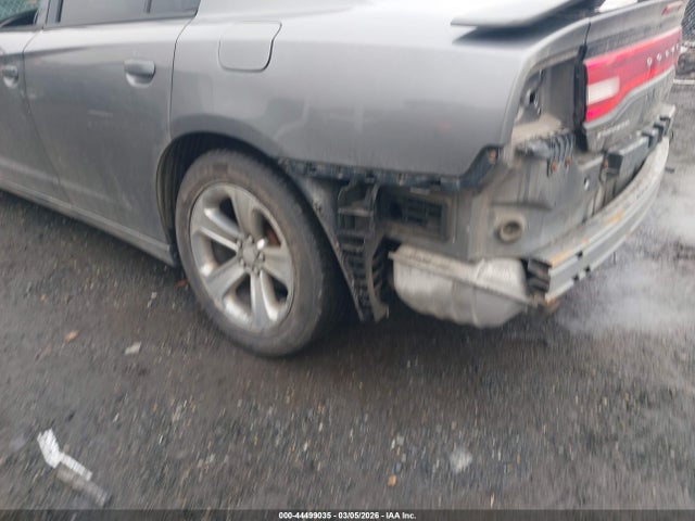 DODGE CHARGER SE - 6