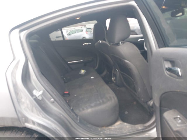 DODGE CHARGER SE - 8