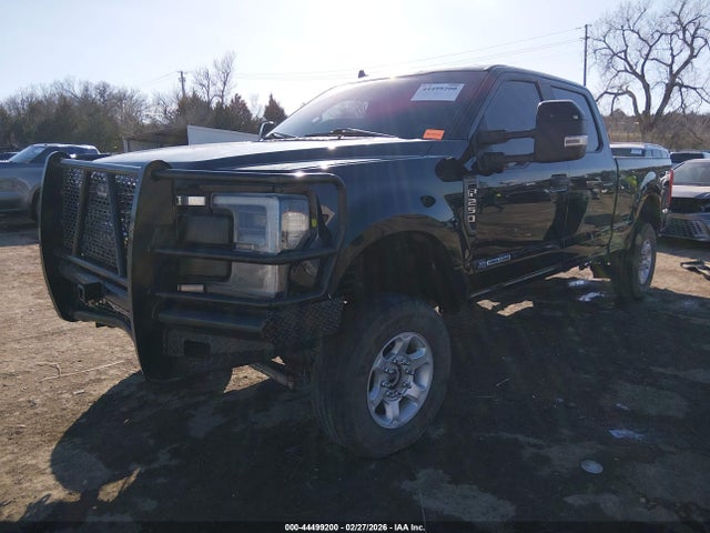 FORD F-250 XL - 2