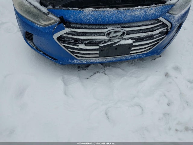 HYUNDAI ELANTRA SE - 6