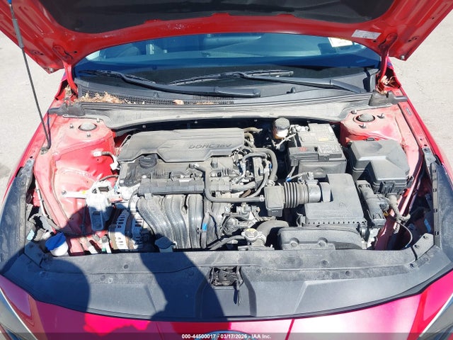 HYUNDAI ELANTRA LIMITED - 10