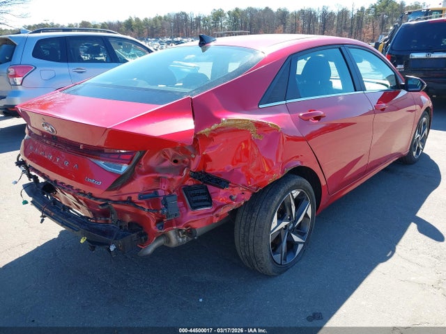 HYUNDAI ELANTRA LIMITED - 6